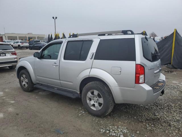 Nissan Pathfinder S Image 3