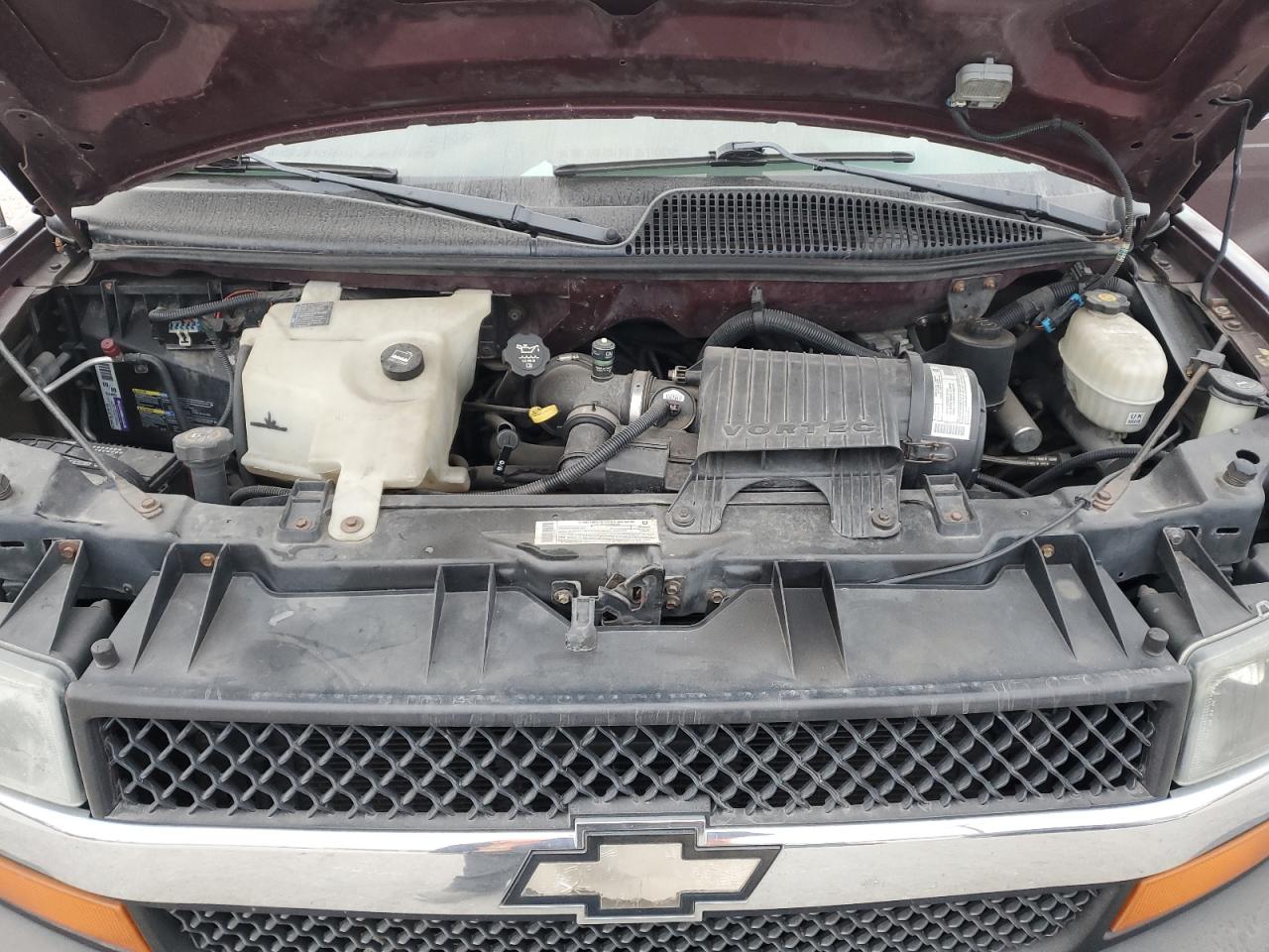 Chevrolet Express Image 10