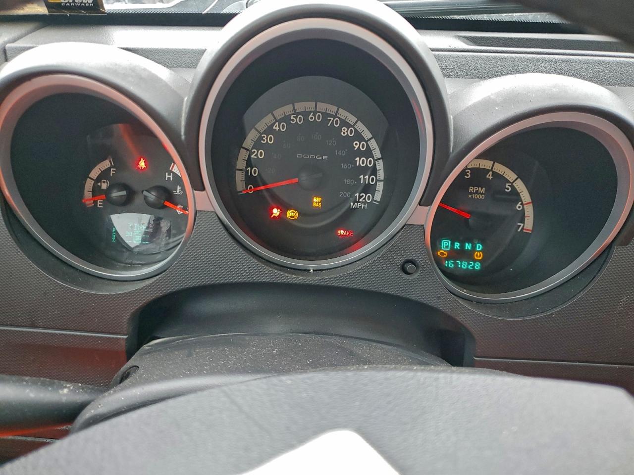 Dodge Nitro Sxt Image 11