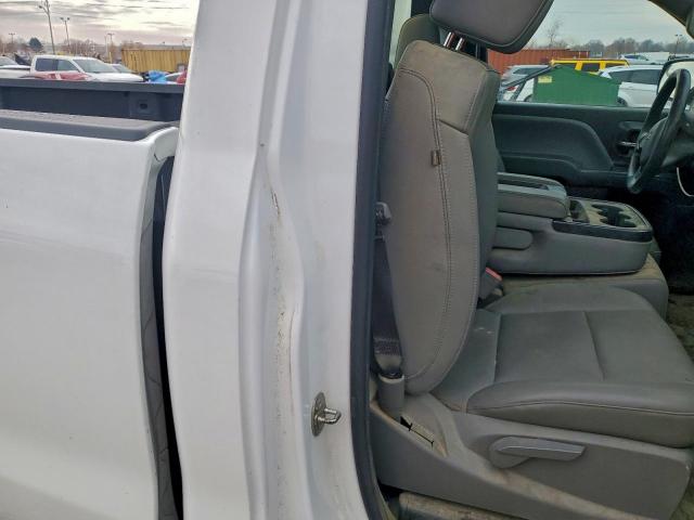 Chevrolet Silverado C2500 Heavy Duty Image 12