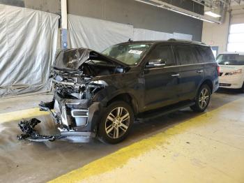 Salvage Ford Expedition