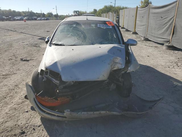 Chevrolet Aveo Image 12