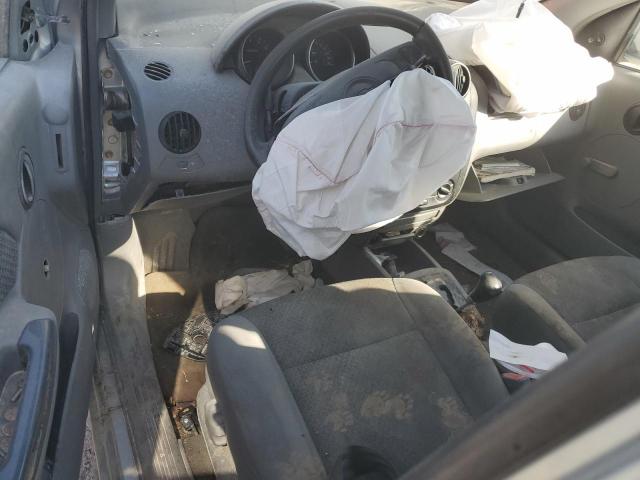 Chevrolet Aveo Image 8