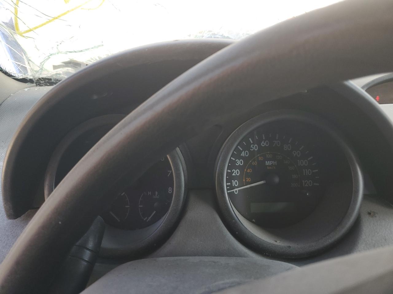 Chevrolet Aveo Image 9