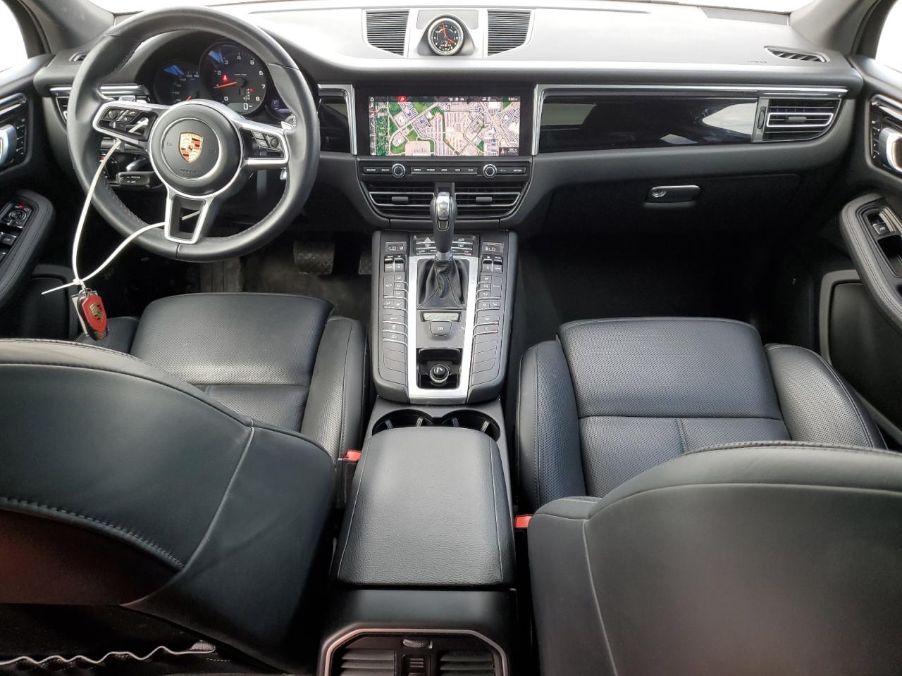 Porsche Macan Image 3