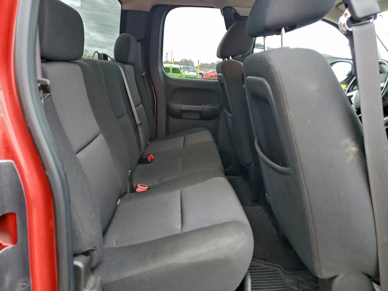 Chevrolet Silverado K1500 Lt Image 3