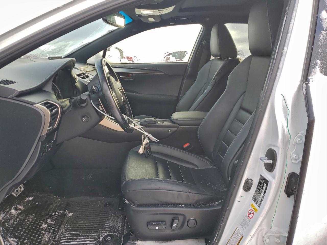 Lexus NX 200t Base Image 10