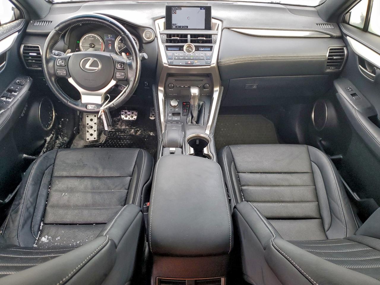 Lexus NX 200t Base Image 5