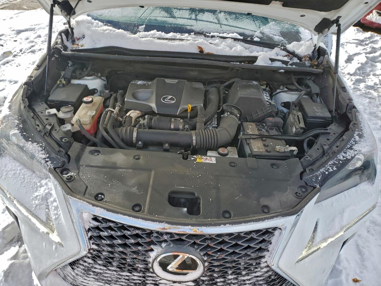 Lexus NX 200t Base Image 8