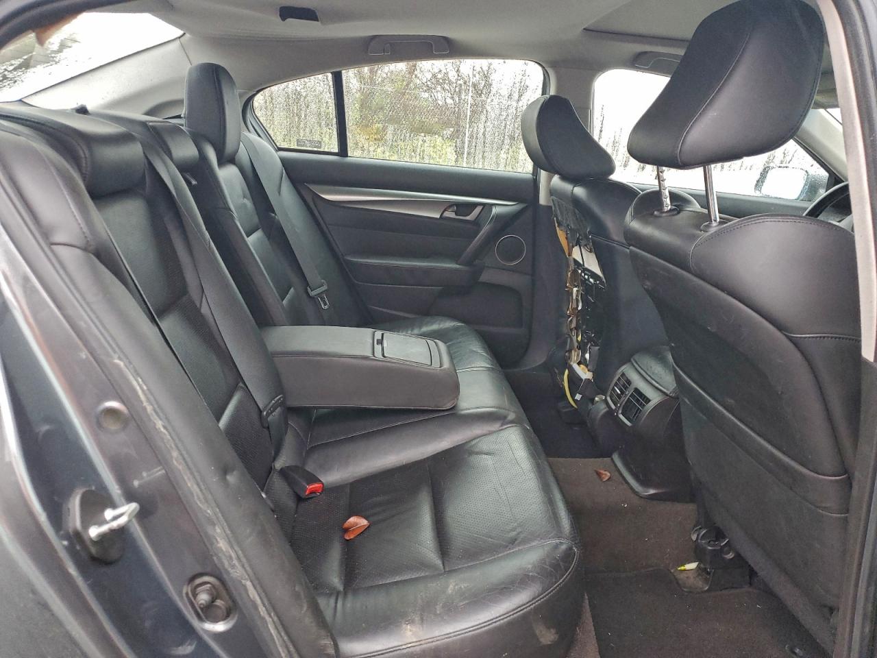 Acura TL Image 4