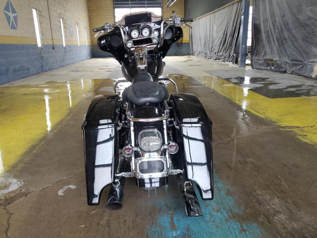 Harley-Davidson Fl Image 2