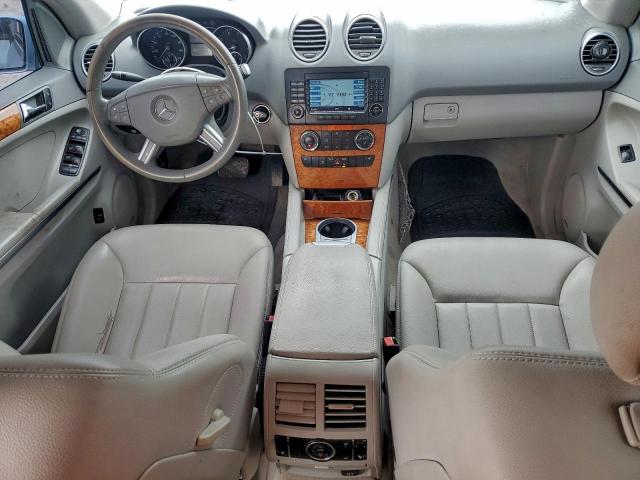 Mercedes-Benz M-Class 350 Image 12