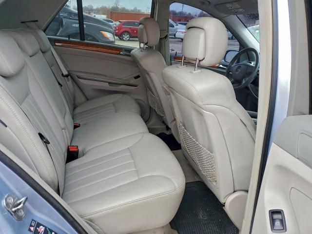 Mercedes-Benz M-Class 350 Image 10