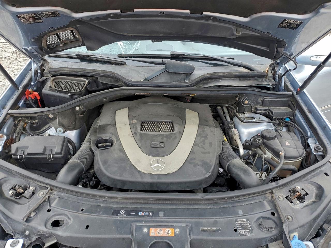 Mercedes-Benz M-Class 350 Image 9