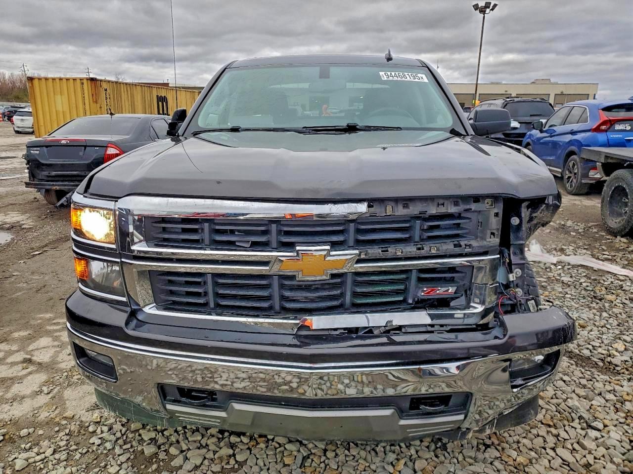 Chevrolet Silverado K1500 Lt Image 9