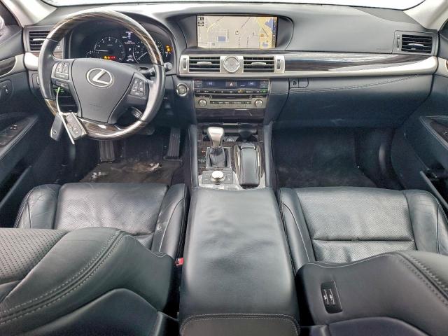 Lexus LS 460 Image 11