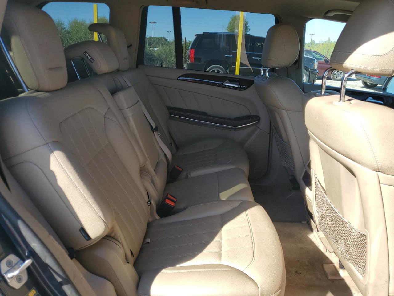 Mercedes-Benz G-Class 450 4matic Image 11