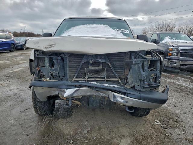 Chevrolet Silverado K1500 Image 2