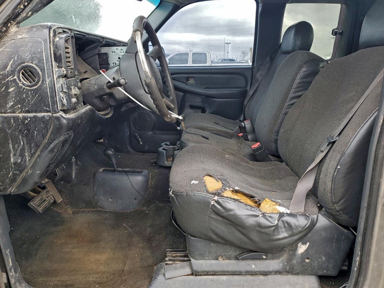 Chevrolet Silverado K1500 Image 10