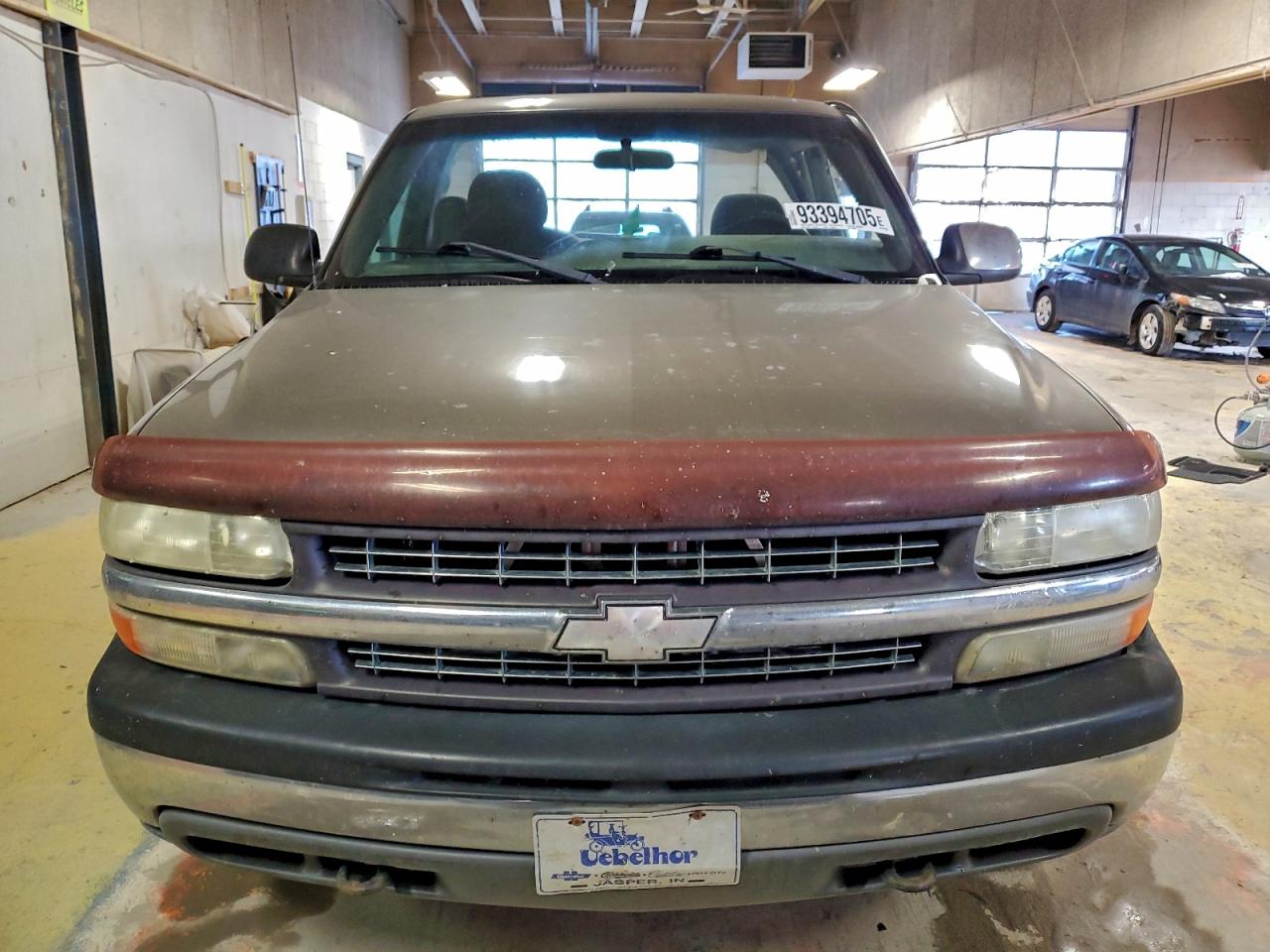 Chevrolet Silverado K2500 Image 8