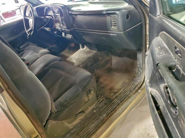 Chevrolet Silverado K2500 Image 7