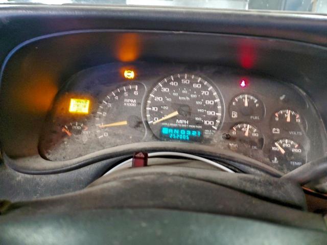 Chevrolet Silverado K2500 Image 6