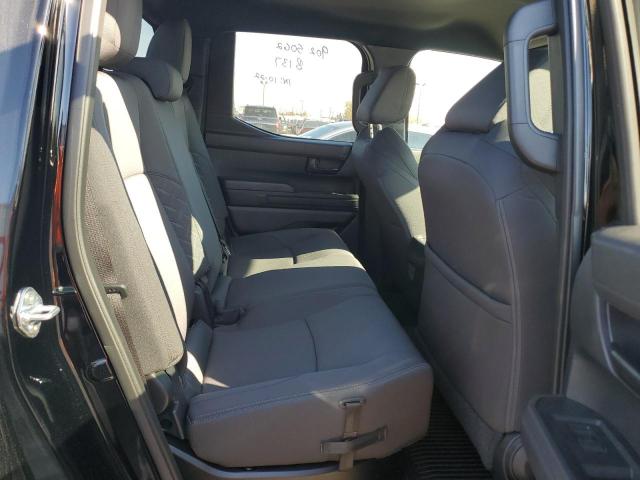 Toyota Tacoma Double Cab Image 2