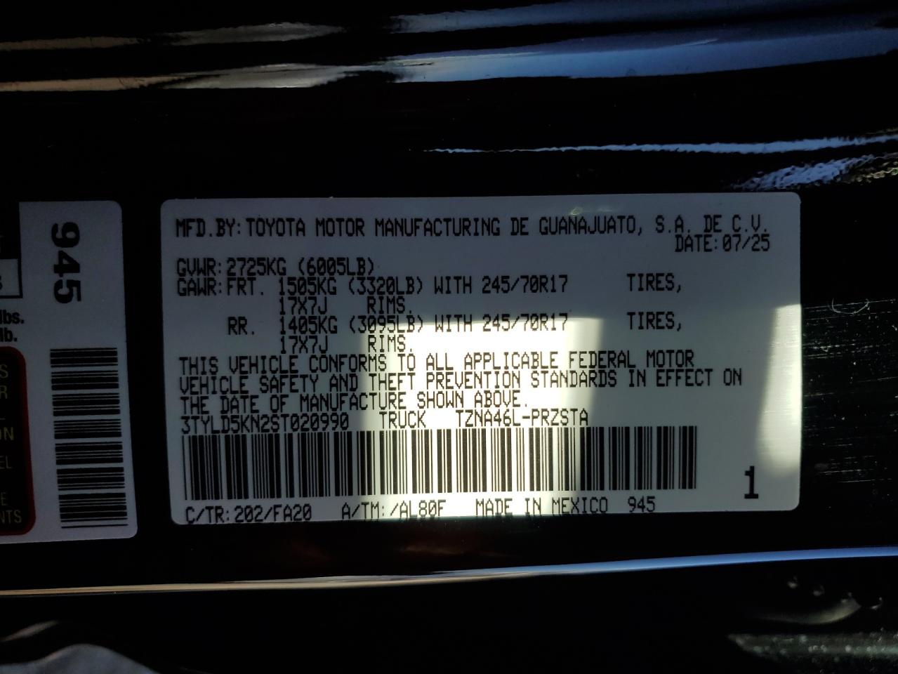 Toyota Tacoma Double Cab Image 11