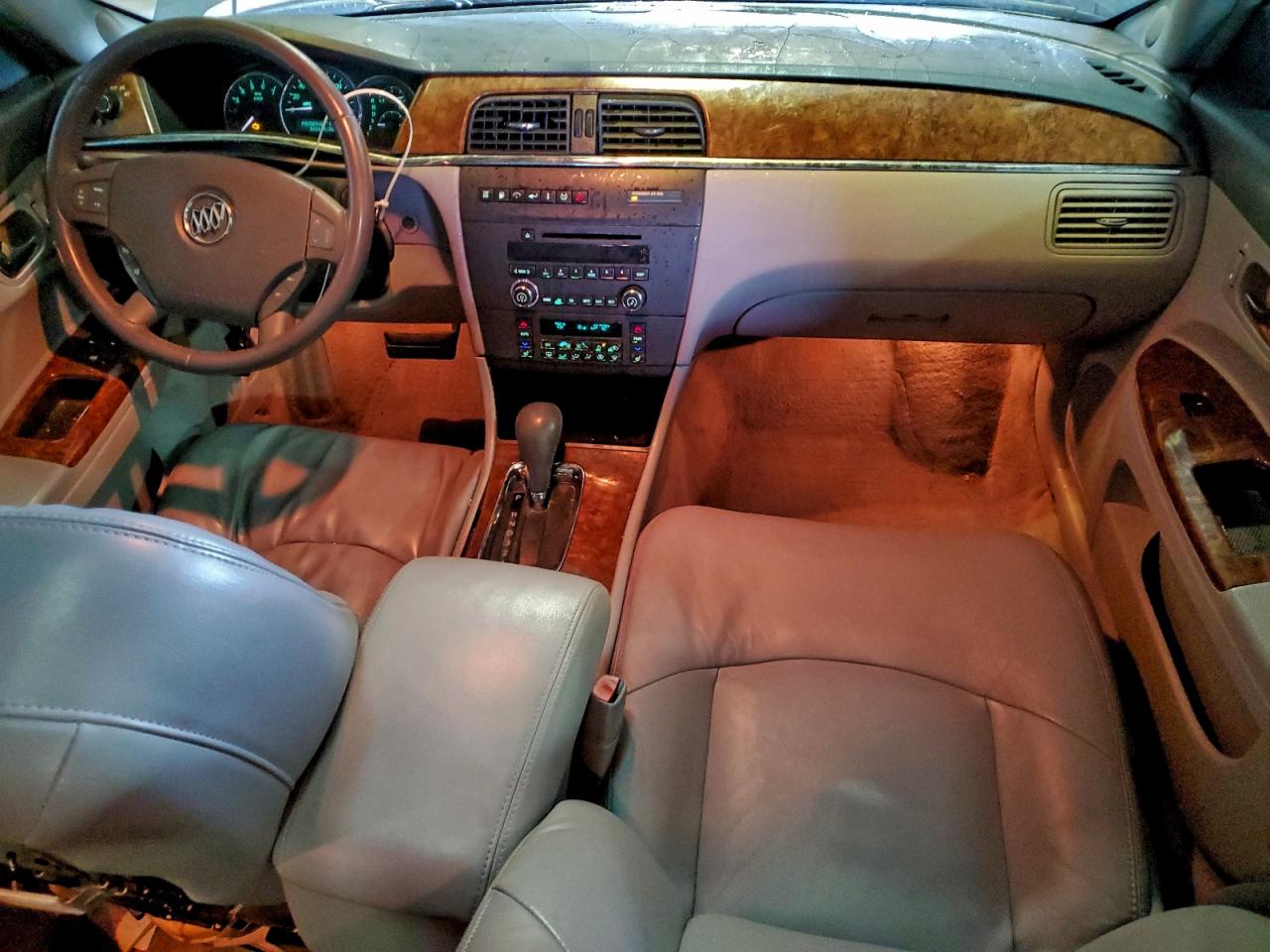 Buick LaCrosse Cxl Image 5