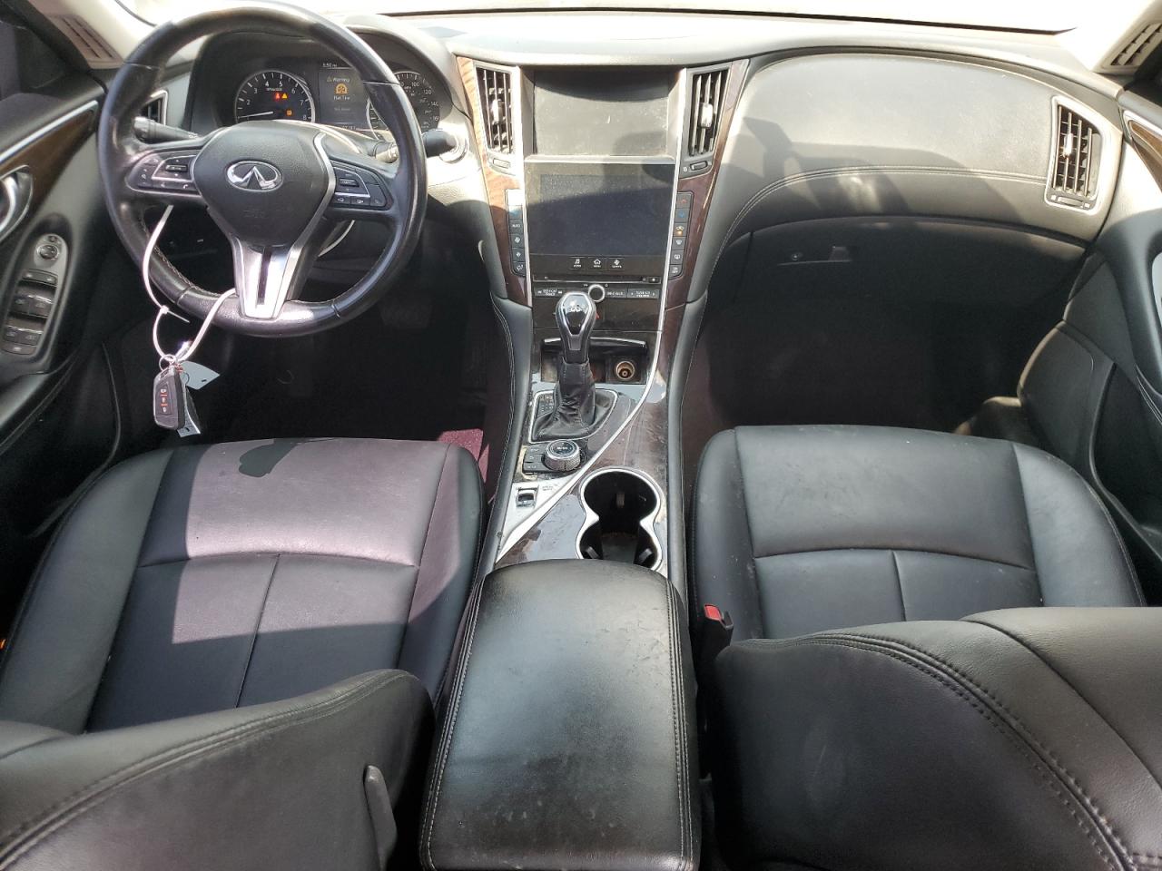 INFINITI Q50 Luxe Image 12