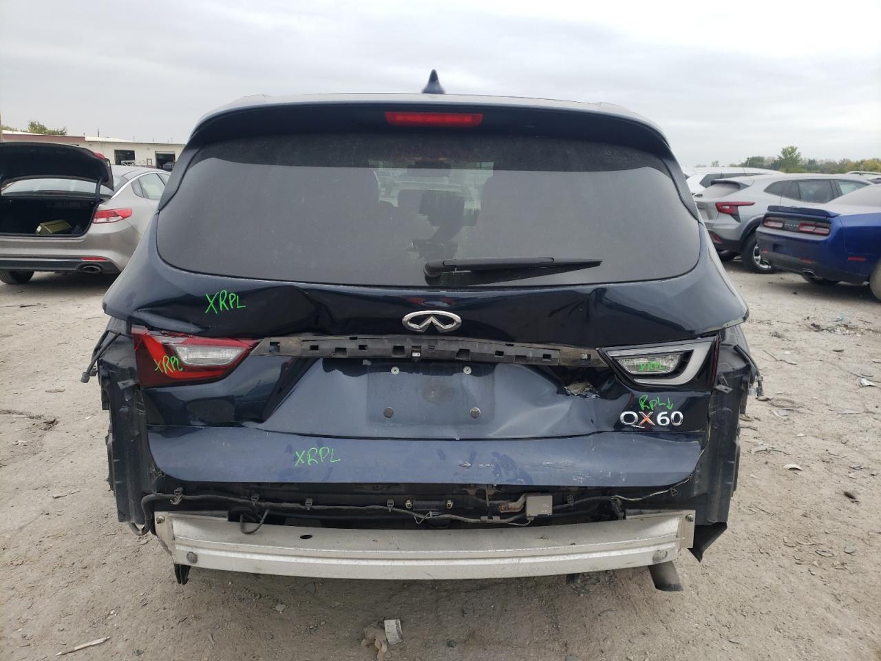 INFINITI Qx Luxe Image 7