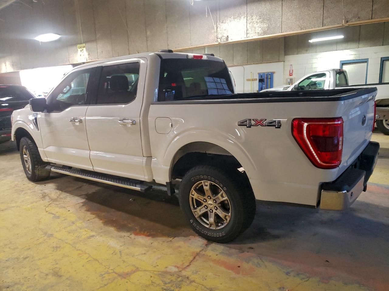 Ford F-150 Supercrew Image 12