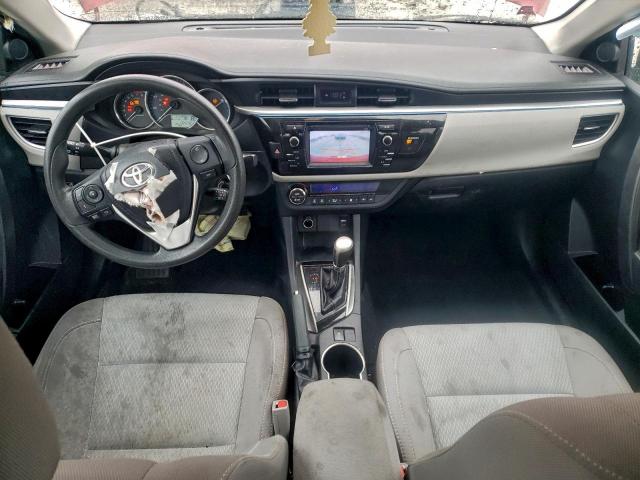 Toyota Corolla L Image 8