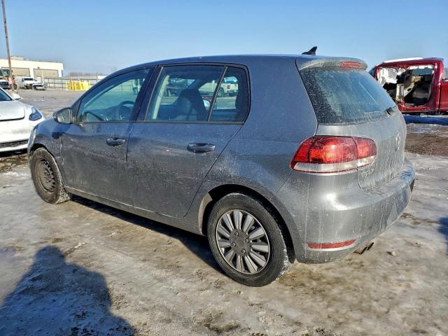 Volkswagen Golf Image 3
