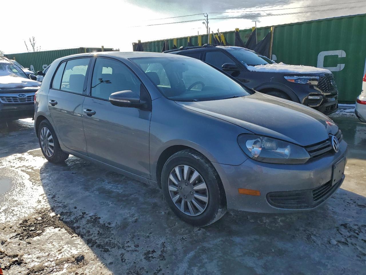 Volkswagen Golf Image 2