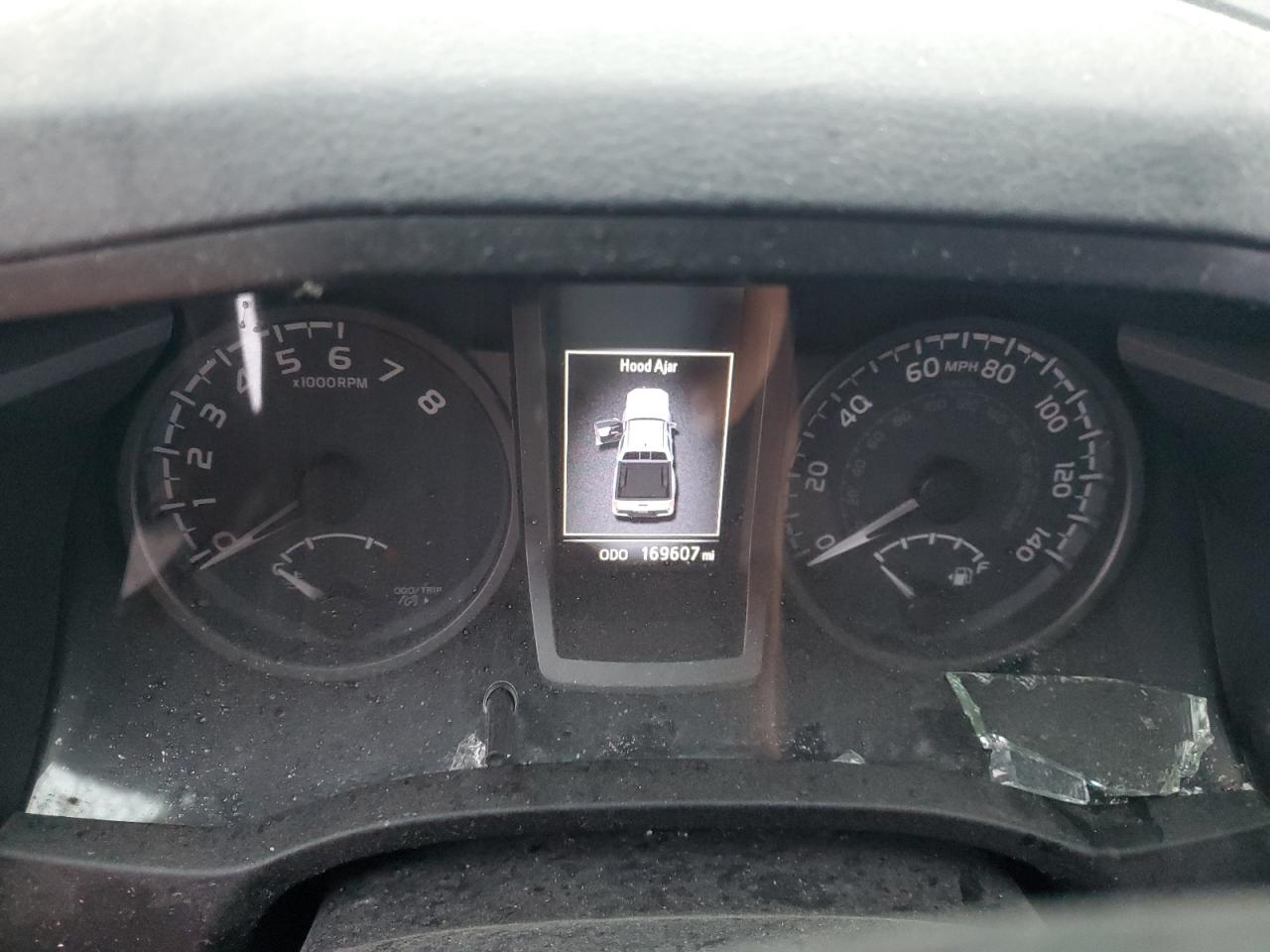 Toyota Tacoma Double Cab Image 12