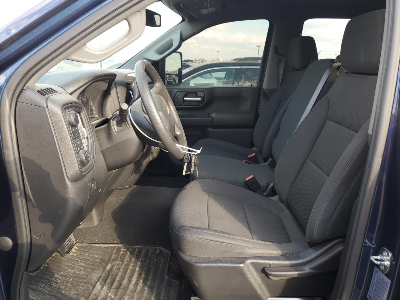 Chevrolet Silverado K2500 Custom Image 8