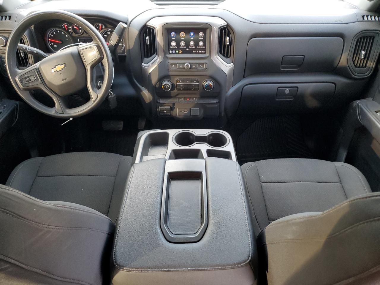 Chevrolet Silverado K2500 Custom Image 11