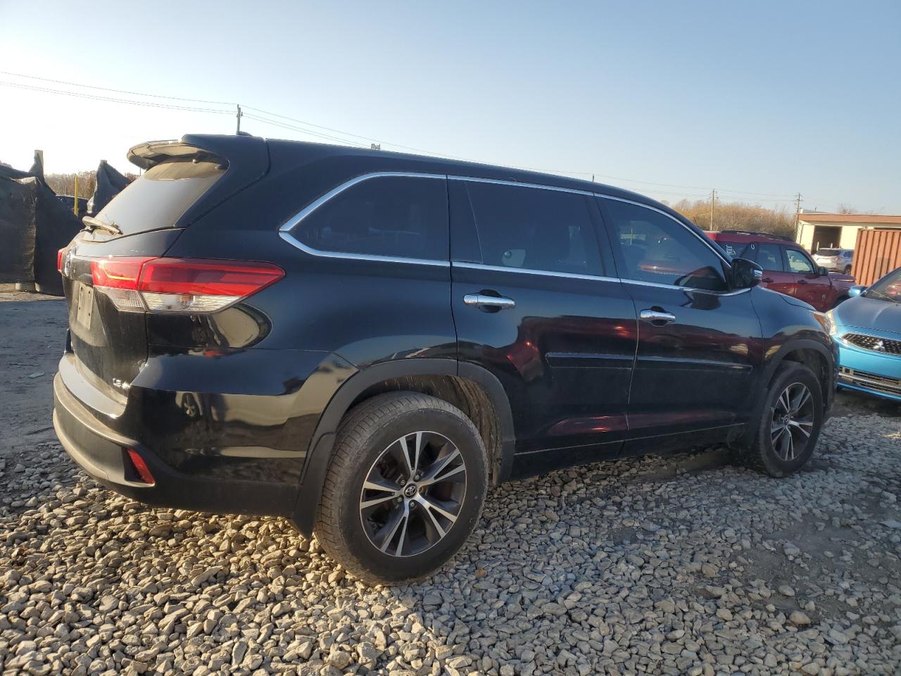 Toyota Highlander Le Image 10