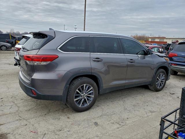 Toyota Highlander Se Image 6