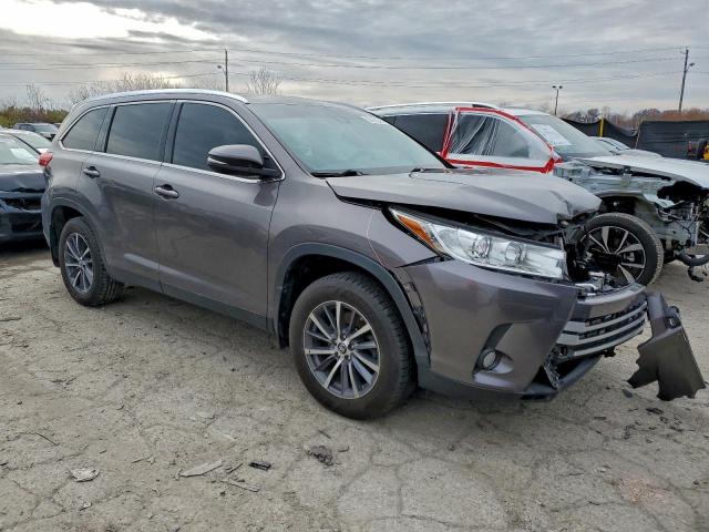 Toyota Highlander Se Image 12