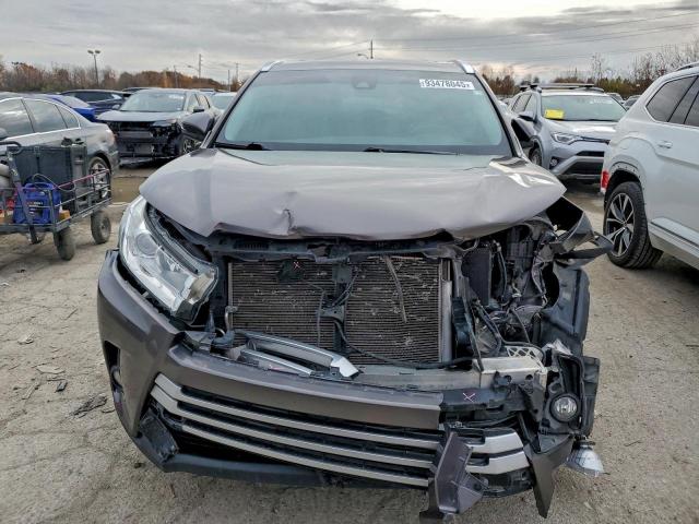 Toyota Highlander Se Image 4