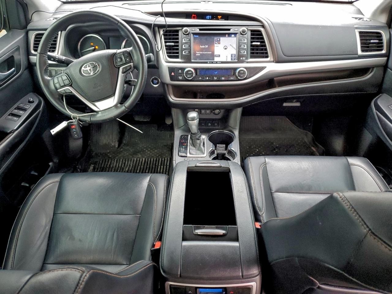 Toyota Highlander Se Image 3