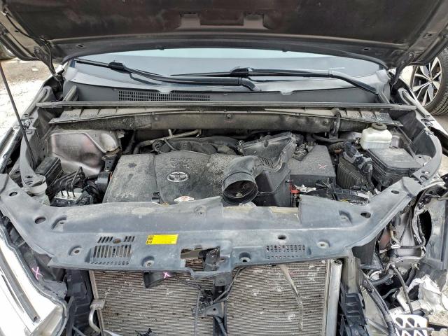 Toyota Highlander Se Image 7