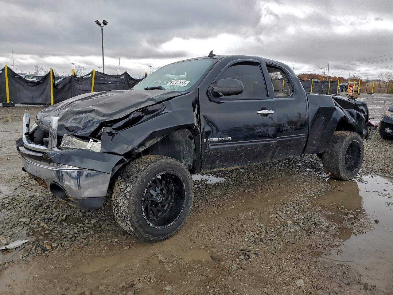 GMC Sierra C1500 Image 1
