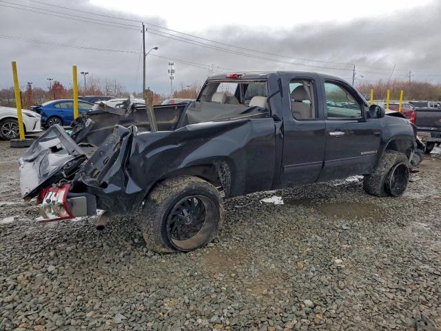 GMC Sierra C1500 Image 2