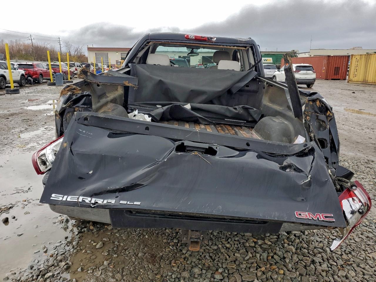 GMC Sierra C1500 Image 4