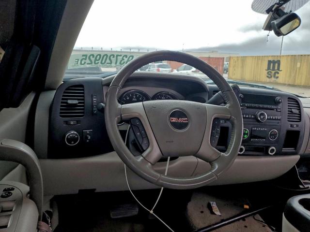 GMC Sierra C1500 Image 10