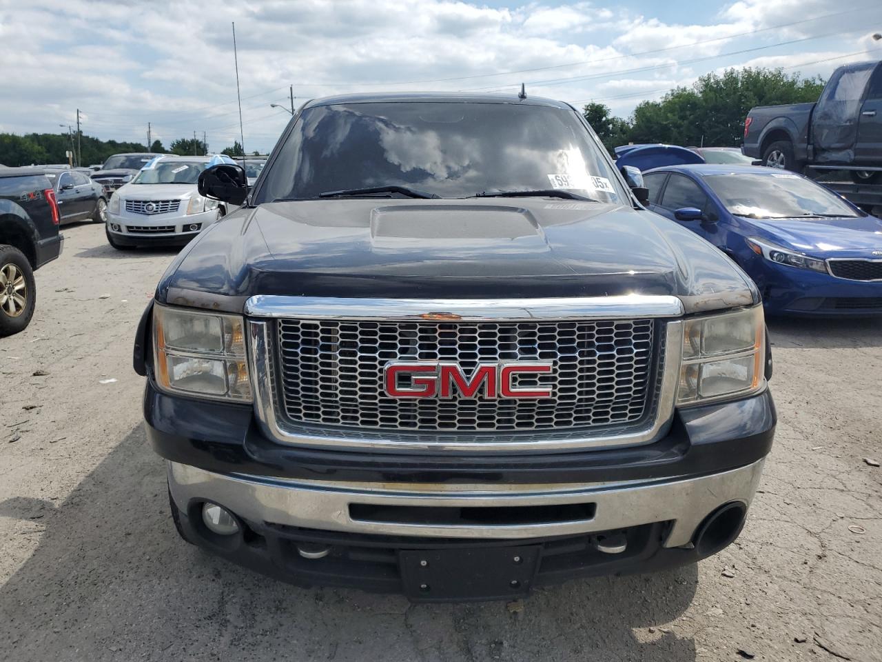 GMC Sierra K1500 Sle Image 4
