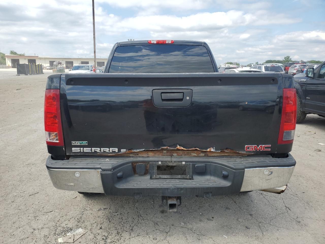 GMC Sierra K1500 Sle Image 3